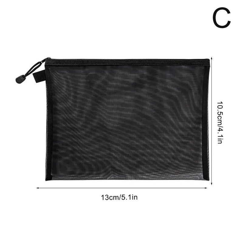 Small makeup bag, lipstick and cushion compact, portable mini makeup touch-up bag, simple and girly design.